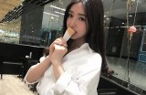 抖阴带你吃雪糕，享受夏日清凉好时光