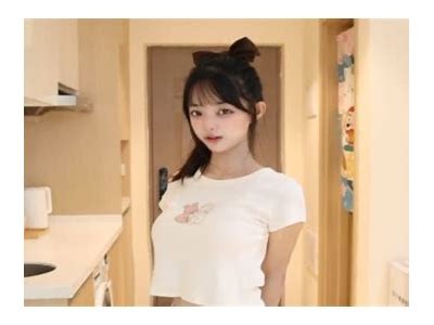 抖阴小师妹：探索校园生活中的青春秘密与成长故事
